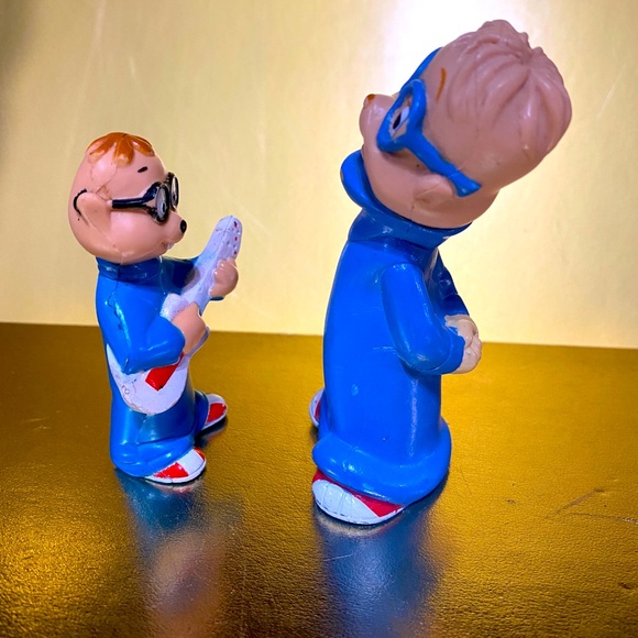 ALVIN AND THE CHIPMUNKS VTG 80s SIMON 3.25” & SIMON PLAYING GUITAR PVC FIGURES - Picture 7 of 11